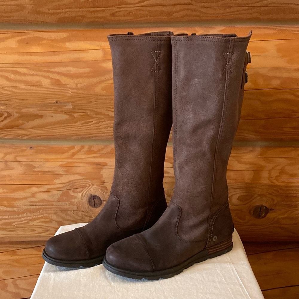 Sorel Women’s Brown Leather Boots, size 8